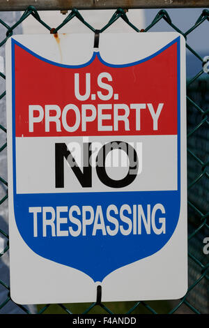 Red white and blue US Property No trespassing sign Stock Photo