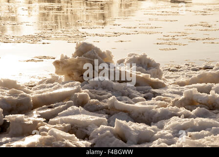Ice floes in the Elbe Stock Photo