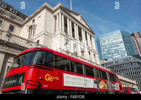 Routemaster bus passing Bank of England Headquarters, Bank, Threadneedle Street, City of London, London, England, United Kingdom Stock Photo