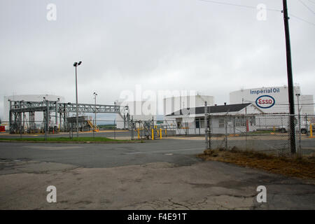 The Imperial Oil terminal in Sydney, N.S Stock Photo - Alamy