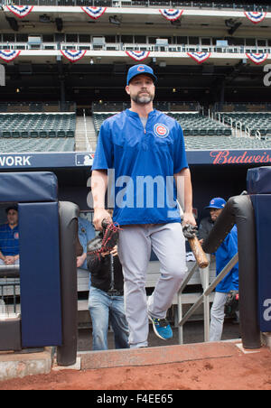 Milwaukee, WI, USA. 18th May, 2016. Chicago Cubs catcher David Ross #3  during the Major League Baseball game between the Milwaukee Brewers and the  Chicago Cubs at Miller Park in Milwaukee, WI.