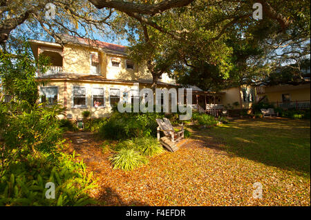 USA, Florida, Cedar Key. Eagle Cedar Mill House, now Cedar Key Bed And Breakfast. Originally built as mill employee housing, later used as a boarding house. Stock Photo