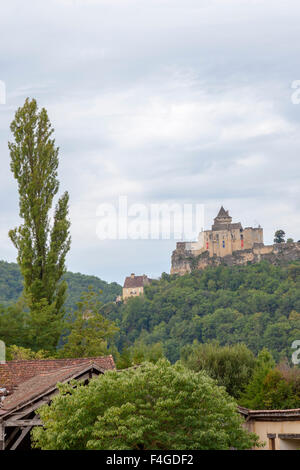 The Castelnaud la Chapelle castle, in the black Perigord (Dordogne - France). Le château de Castelnaud la Chapelle en Périgord. Stock Photo