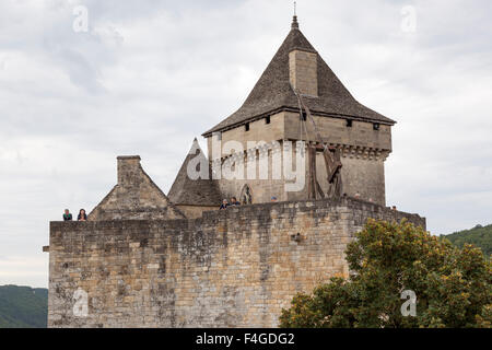 The keep of the Castelnaud la Chapelle castle, in the black Perigord (France). Le donjon du château de Castelnaud la Chapelle. Stock Photo