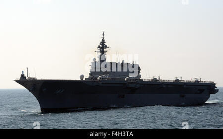 (151018) -- KANAGAWA, Oct. 18, 2015 (Xinhua) -- Japan's Maritime Self-Defense Force (MSDF) ship sails during a fleet review off Sagami Bay, Kanagawa prefecture, on Oct. 18, 2015. (Xinhua/Ma Ping) Stock Photo