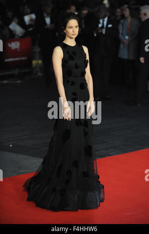 London, UK. 18th Oct, 2015. Katherine Waterston attends a gala screening of 'Steve Jobs' on the closing night of the BFI London Film Festival at Odeon Leciester Square. Credit:  Ferdaus Shamim/ZUMA Wire/Alamy Live News Stock Photo