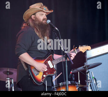 Oct 17, 2015 - Raleigh, North Carolina; USA - Musician CHRIS STAPLETON performs live as part of the inaugural 2015 American Roots Music and Arts Festival that took place at the Walnut Creek Amphitheatre located in Raleigh. Copyright 2015 Jason Moore. © Jason Moore/ZUMA Wire/Alamy Live News Stock Photo