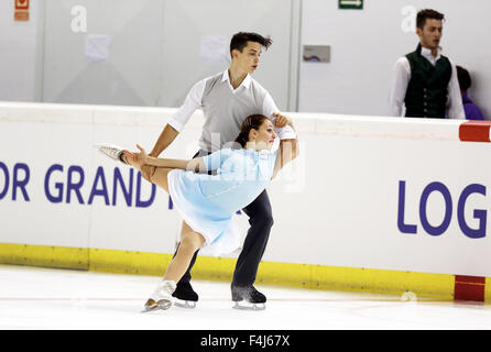 Logrono, Spain. 3rd Oct, 2015. Pietro Papetti & Francesca Righi (ITA) Figure Skating : ISU Junior Grand Prix of Figure Skating Logrono 2015 Ice Dance Free Program at the Centro Deportivo Municipal de Lobete in Logrono, Spain . © Mutsu Kawamori/AFLO/Alamy Live News Stock Photo