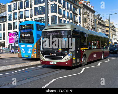 dh  PRINCES STREET EDINBURGH Edinburgh single decker lothian bus Stock Photo