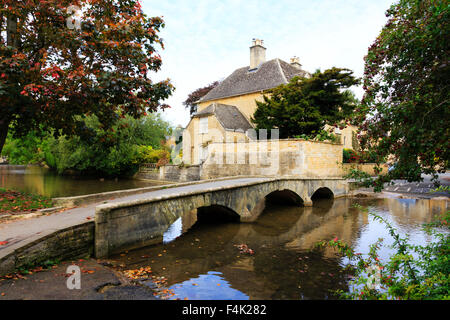 Bourton-on-the-Water, Cotswolds, Gloucestershire, England Stock Photo