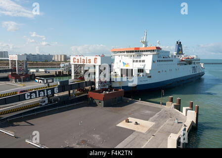 France Calais car ferry port exit sortie sign Stock Photo: 27799936 - Alamy