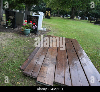 The Gravestone Of Cilla Black's Parents And Her Freshly Dug Grave ...