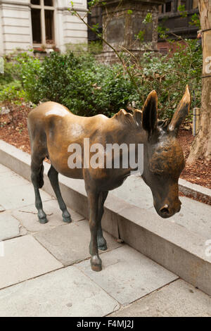 democratic donkey statue boston old city hall Stock Photo Alamy