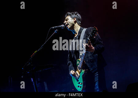 Milan, Italy. 20th Oct, 2015. Stereophonics performs live in Milano, Italy, on October 20 2015 Credit:  Mairo Cinquetti/Alamy Live News Stock Photo