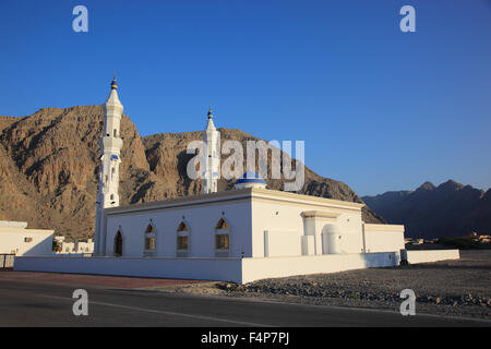 Mosque in al-Chasab, Khasab, in the granny's niches enclave of Musandam, Oman Stock Photo