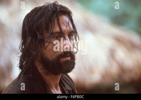 THE MISSION (1986) ROBERT DE NIRO, CHERIE LUNGHI MIS 026 Stock Photo ...