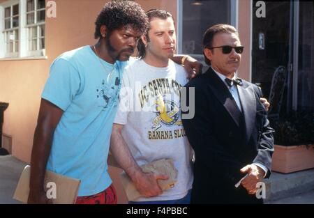 Samuel L. Jackson, John Travolta, Harvey Keitel / Pulp Fiction 1994 directed by Quentin Tarantino
