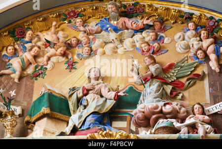 Annunciation sculpture depicting Mother Mary and the Archangel Gabriel in the Cathedral of Burgos, Castile, Spain Stock Photo