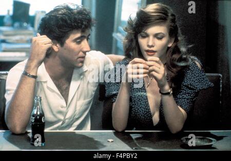 RUMBLE FISH (1983) NICOLAS CAGE, MATT DILLON, CHRIS PENN RUM 017 Stock ...