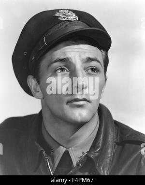 ROBERT MITCHUM THIRTY SECONDS OVER TOKYO (1944 Stock Photo - Alamy