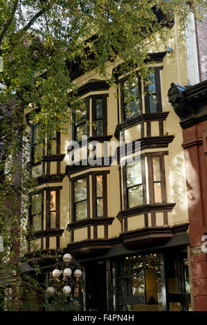 Heritage building with bay windows facade on Water Street in the historical Gastown district, Vancouver, BC, Canada Stock Photo