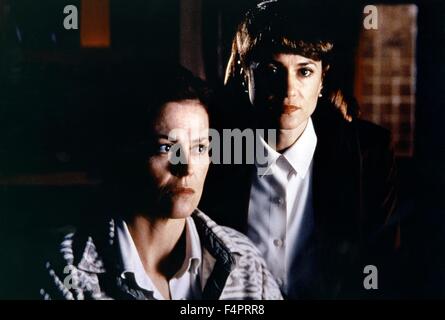 Holly Hunter / Copycat / 1995 directed by Jon Amiel [Warner Bros ...