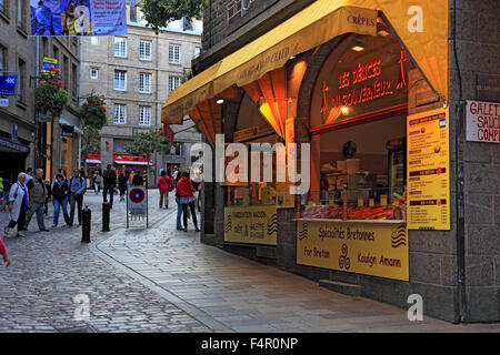 France, Brittany, Saint Malo, in the historic city center, Villa close, bakery, snack, street sales Stock Photo