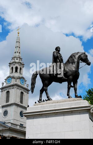 Statue of King George VI in Trafalgar Square, London, England Stock Photo