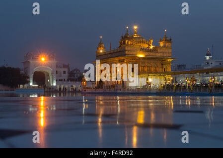 Asia, India, Punjab, Amritsar, Golden temple, religion, Sikh, shrine, holy, pilgrim, building Stock Photo