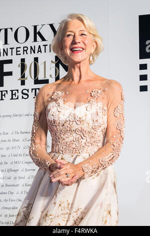 Tokyo, Japan. 22nd October, 2015. Helen Mirren actress of the movie WOMAN IN GOLD poses for the cameras during the Opening Red Carpet for The 28th Tokyo International Film Festival (TIFF) at Roppongi Hills Arena on October 22, 2015, Tokyo, Japan. The Film Festival will run through until Saturday 31 October. Credit:  Rodrigo Reyes Marin/AFLO/Alamy Live News Stock Photo