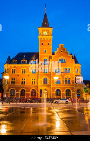 Dusk, architecture, brick building, lights, illluminated, office building, block, Germany, Europe, building, port authority, Col