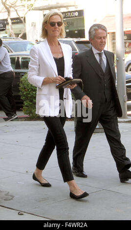 Amy Ryan goes shopping in Beverly Hills wearing a white jacket  Featuring: Amy Ryan Where: Los Angeles, California, United States When: 20 Aug 2015 Stock Photo