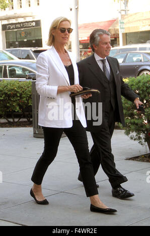 Amy Ryan goes shopping in Beverly Hills wearing a white jacket  Featuring: Amy Ryan Where: Los Angeles, California, United States When: 20 Aug 2015 Stock Photo