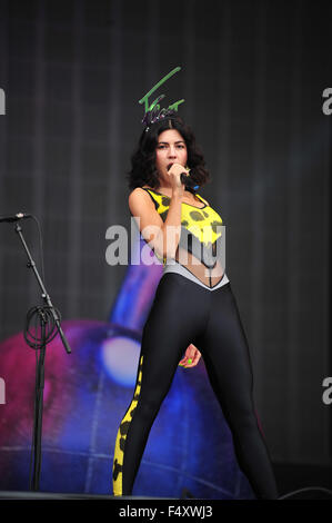 Marina and the Diamonds performed on Sunday at V festival, Stafford.  Featuring: Marina and the Diamonds, Marina Lambrini Diamandis Where: Stafford, United Kingdom When: 23 Aug 2015 Stock Photo