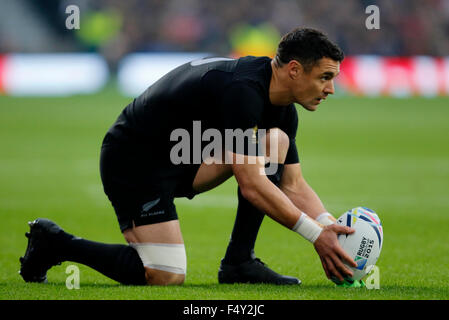 London, UK. 24th Oct, 2015. Daniel Carter South Africa V New Zealand South Africa V New Zealand, Rugby World Cup 2015 Twickenham, London, England 24 October 2015 Rugby World Cup 2015, Semi Finals Twickenham Stadium, London, England Credit:  Allstar Picture Library/Alamy Live News Stock Photo