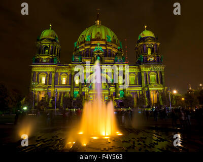 Berliner Dom während Festival of Lights in Berlin Stock Photo