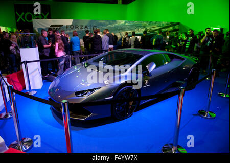 Warsaw, Poland. 24th Oct, 2015. Trade fair show games expo, Lamborghini LP 610 4 Huracan luxury car at Warsaw Games Week, Targi Gier Wideo, Hala Expo XXI, Warsaw, Poland, October 24, 2015, horizontal orientation, rights managed, editorial use only. Credit:  Arletta Cwalina/Alamy Live News Stock Photo