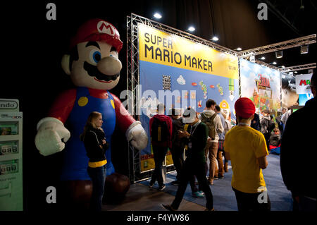 Warsaw, Poland. 24th Oct, 2015. Trade fair show Mario stand at games expo, Super Mario Maker figure at Warsaw Games Week, Targi Gier Wideo, Hala Expo XXI, Warsaw, Poland, October 24, 2015, horizontal orientation, rights managed, editorial use only. Credit:  Arletta Cwalina/Alamy Live News Stock Photo