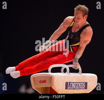 Glasgow, Scotland. 25th Oct, 2015. FIG Artistic Gymnastics World Championships. Day Three. Fabian HAMBUECHEN (GER) performs on the Pommel Horse during the MAG Qualifications. Credit:  Action Plus Sports/Alamy Live News