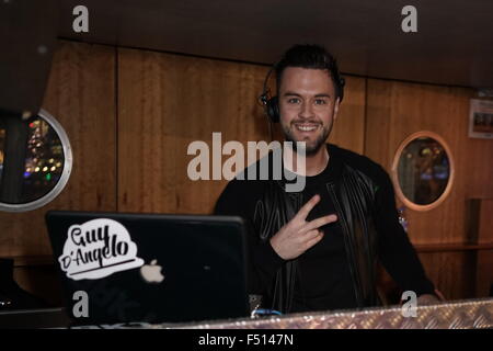 London, England, 25th Oct 2015 : DJ at Fay Shafai latest London Collection display at the launch boat party on the MV Jewel of London. Photo by Credit:  See Li/Alamy Live News Stock Photo