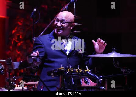 Prerov, Czech Republic. 23rd Oct, 2015. American Ron Carter´s Foursight jazz quartet performs during the Czechoslovak Jazz Festival in Prerov, Czech Republic, October 23, 2015. Pictured percussionist Rolando Morales. © Ludek Perina/CTK Photo/Alamy Live News Stock Photo