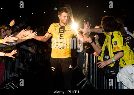 Belchatow, Poland. 25th Oct, 2015. Michal Winiarski, welcomed by his fans, during official presentation of PGE Skra Belchatow team for 2015/2016 volleyball season. Credit:  Marcin Rozpedowski/Alamy Live News Stock Photo