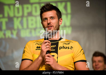 Belchatow, Poland. 25th Oct, 2015. Michal Winiarski delivers speach, during official presentation of PGE Skra Belchatow team for 2015/2016 volleyball season. Credit:  Marcin Rozpedowski/Alamy Live News Stock Photo