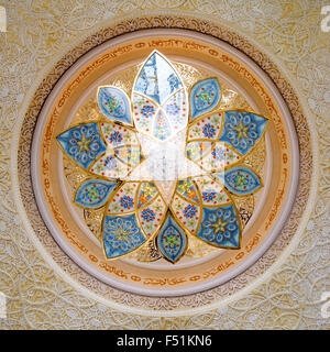Decoration at the entrance of the prayer room of the Sheikh Zayed Grand Mosque in Abu Dhabi in the United Arab Emirates Stock Photo