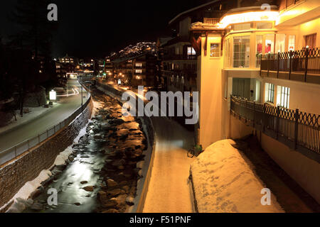 Snowy view over Zermatt town at night, Valais canton, Pennine Alps, southern Switzerland, Europe. Stock Photo