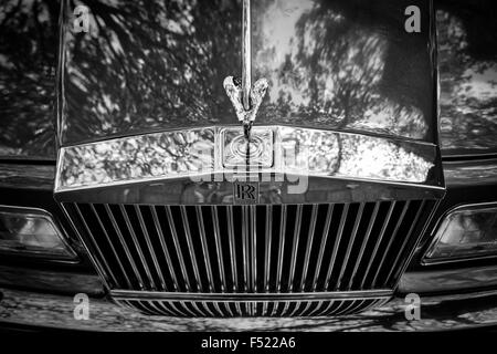 chrome grill of a classic Rolls royce car Stock Photo