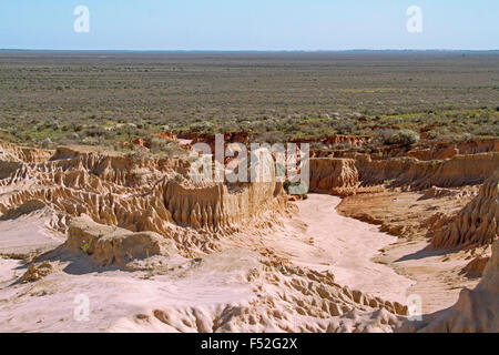 Australian outback landscape with eroded soil on Great Wall of China & vast plains / dry lake at Mungo National Park in NSW Stock Photo