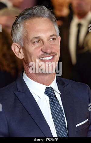 London, UK. 26th Oct, 2015. Gary Lineker arrives on the red carpet for the The CBTF Royal Film Performance 2015: The World Premiere of SPECTRE on 26/10/2015 at Royal Albert Hall, London. Credit:  Julie Edwards/Alamy Live News Stock Photo