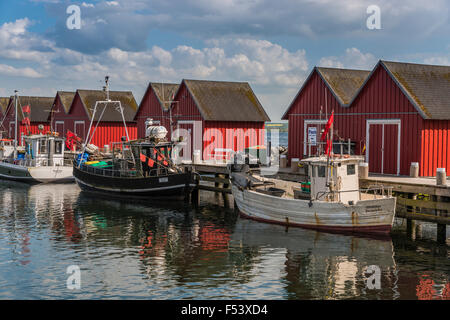 Red cottage with fishing boats, White Wiek, Baltic Sea, Bad Boltenhagen, Mecklenburg-Western Pomerania, Germany Stock Photo
