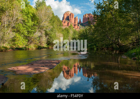Cathedral Rock Reflections in Oak Creek, Sedona, Arizona, USA Stock Photo